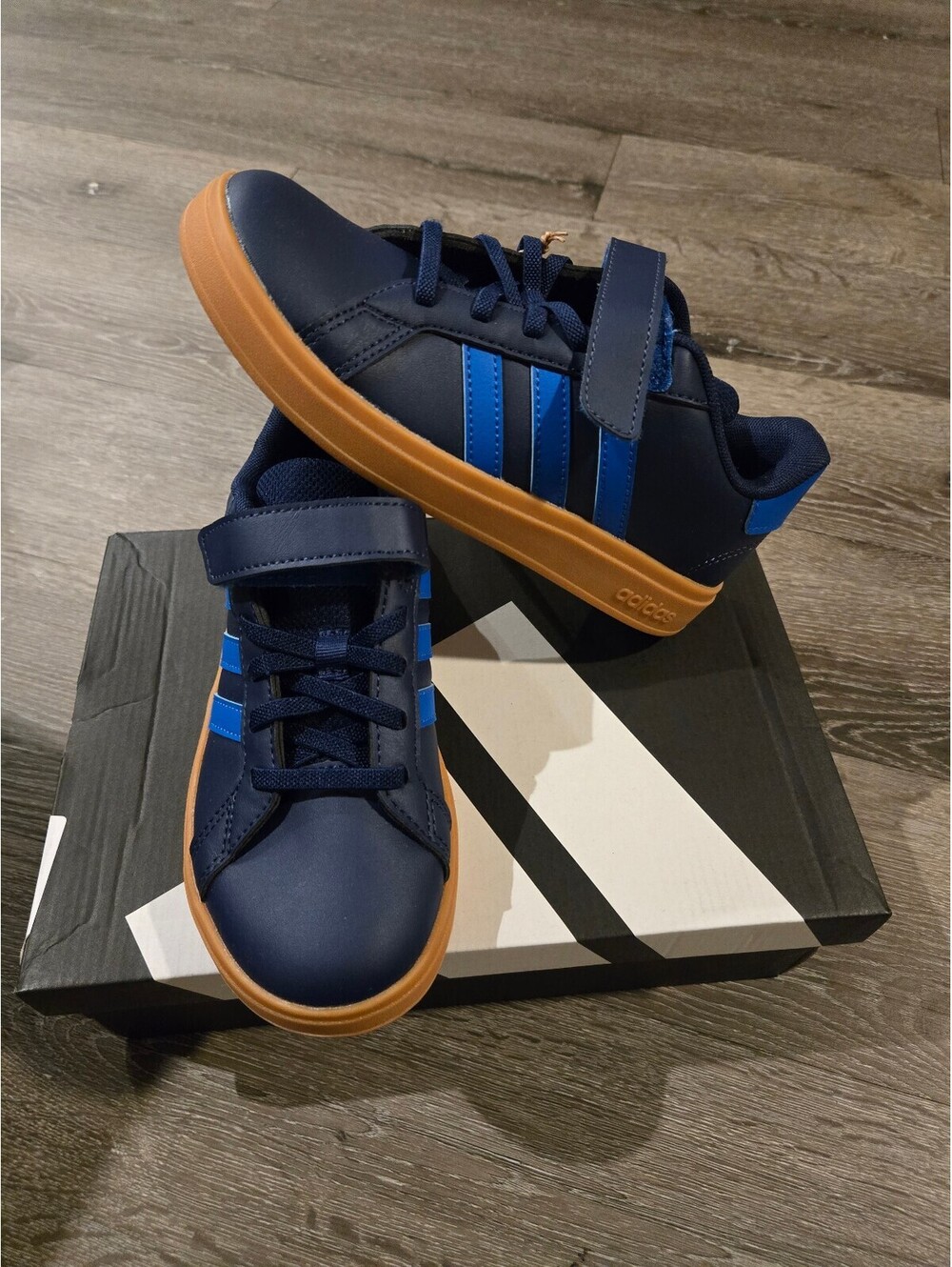adidas Grand Court 2.0 EL Kids Youth Size 2 Navy Blue Gum JQ8001 NIB